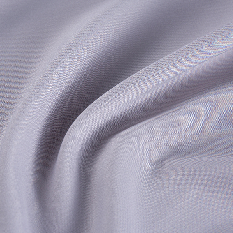 Vải nhuộm polyester màu xám nhạt chống nhăn
