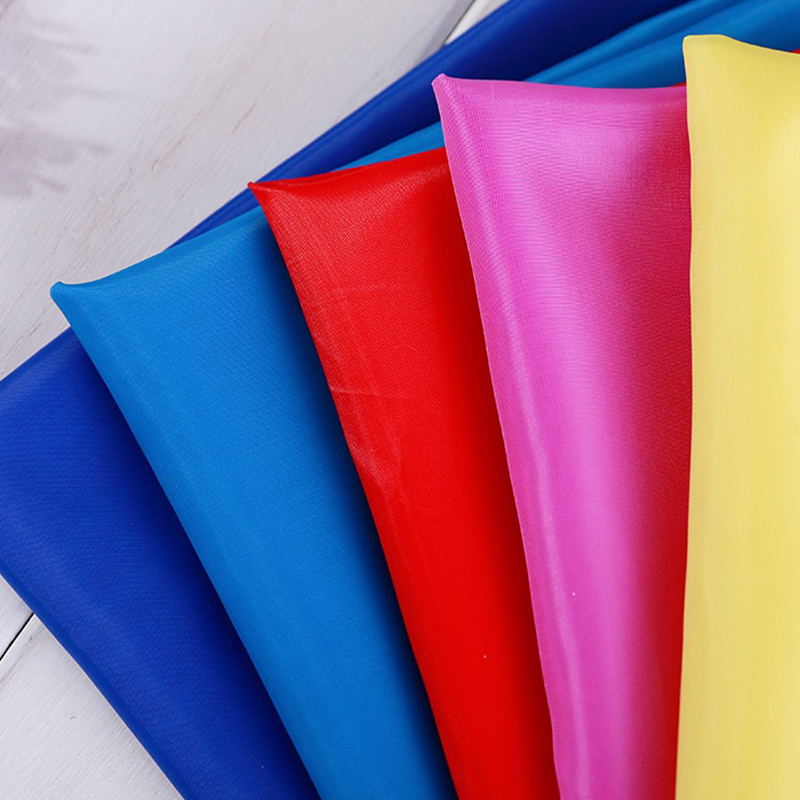 Vải Polyester Taffeta nhuộm thoáng khí