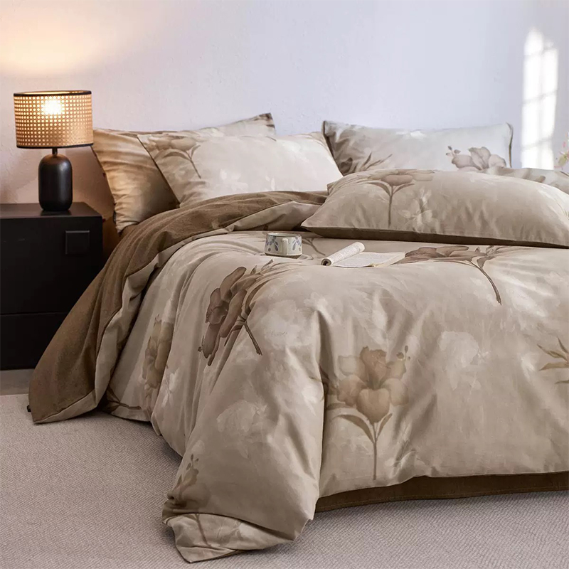 100% Polyester Microfiber – Có hy vọng thấm hút nào không?